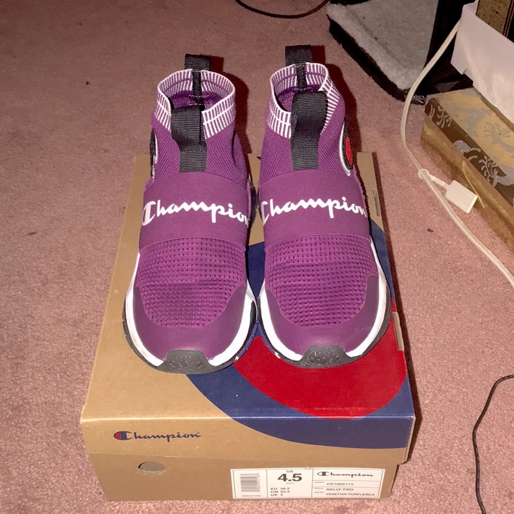 Size 4.5Y Champion Rally Pro Venetian Purple/black
